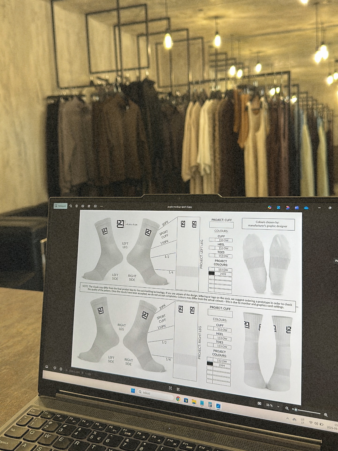 Geras dizainas visada prasideda nuo detalių.

Net jei tai… Kojinės.

PÙPLA - sukurta tiems, kurie mato daugiau nei paviršių 🤌