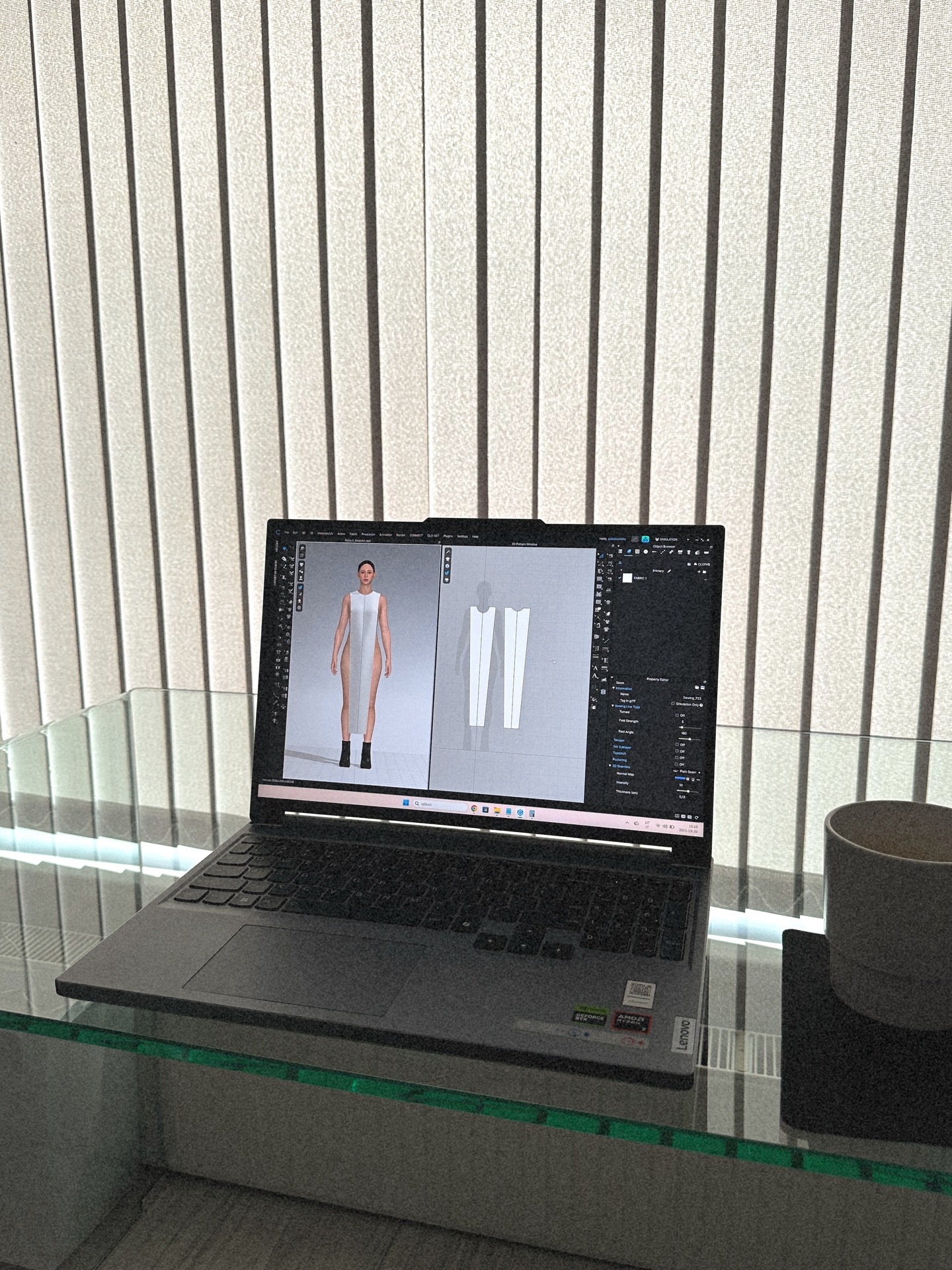 Pirmieji DRAPE suknelės kontūrai 🙌

Sexy atrodo, ane? 🤭

O iš kvepiančios nuogybe, virto 6 metrų medžiagos „suvalgusia“ suknele, kuri apsidovanojo save paslaptimi - kai nežinai ką rasi viduje 🙂‍↔️ 

Ir šia paslaptimi dabar dalinasi su jumis... 🤫