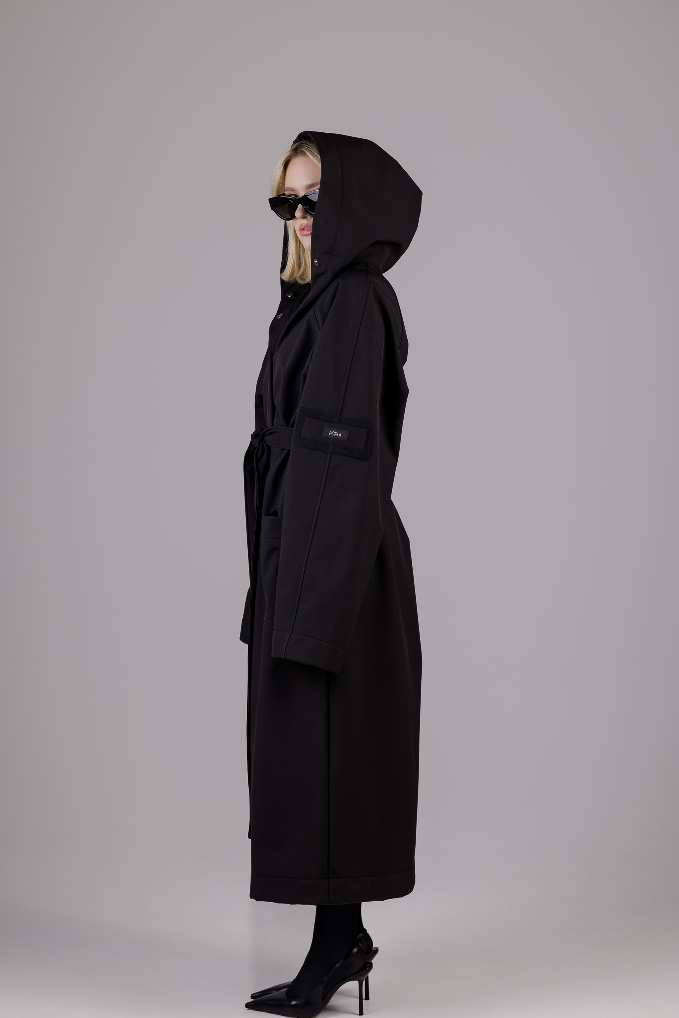 Juodas oversized lietpaltis „DROP“ - Image 3