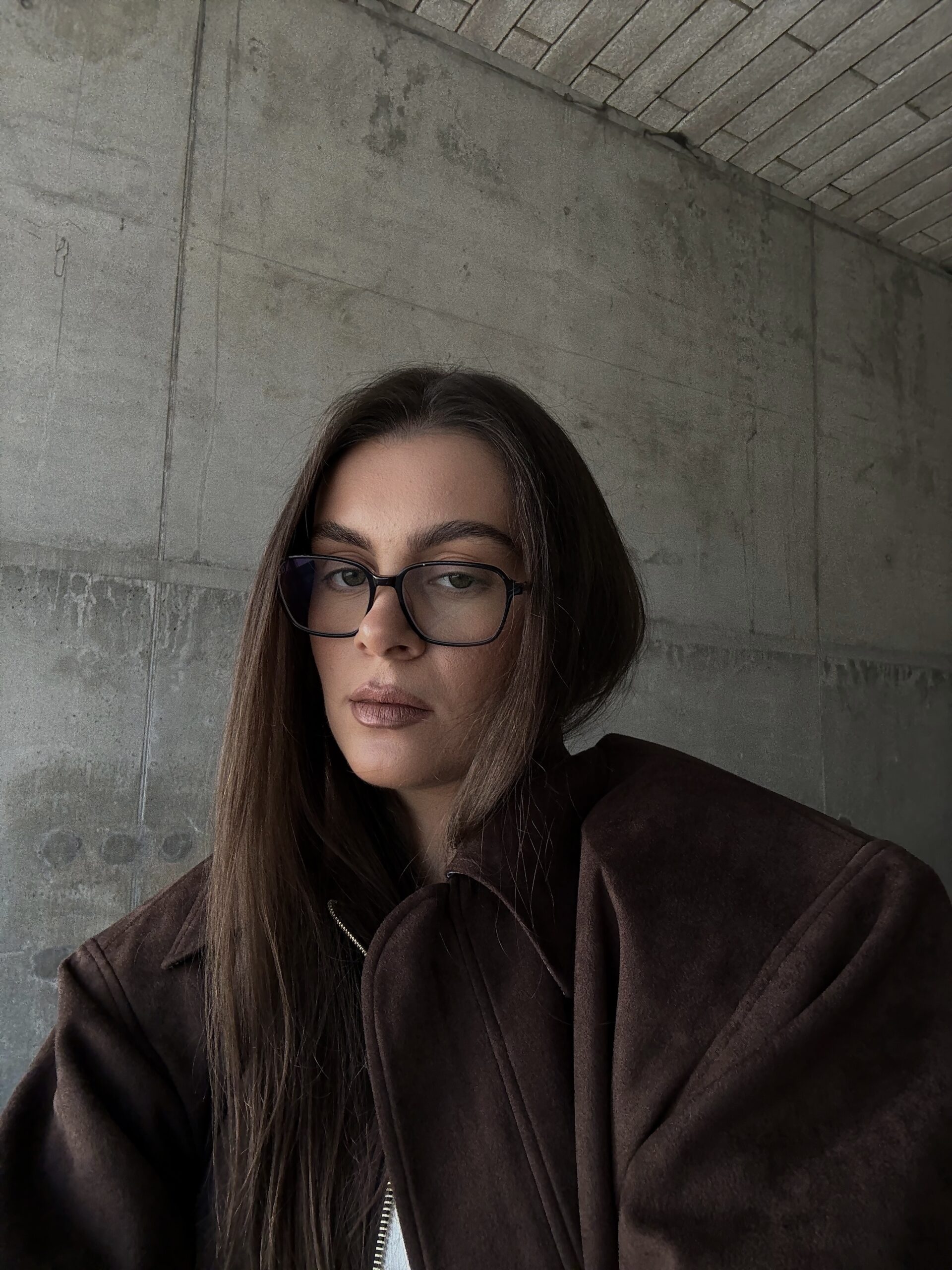 Tamsiai rudas švarkas „VINTAGE“ - Image 8