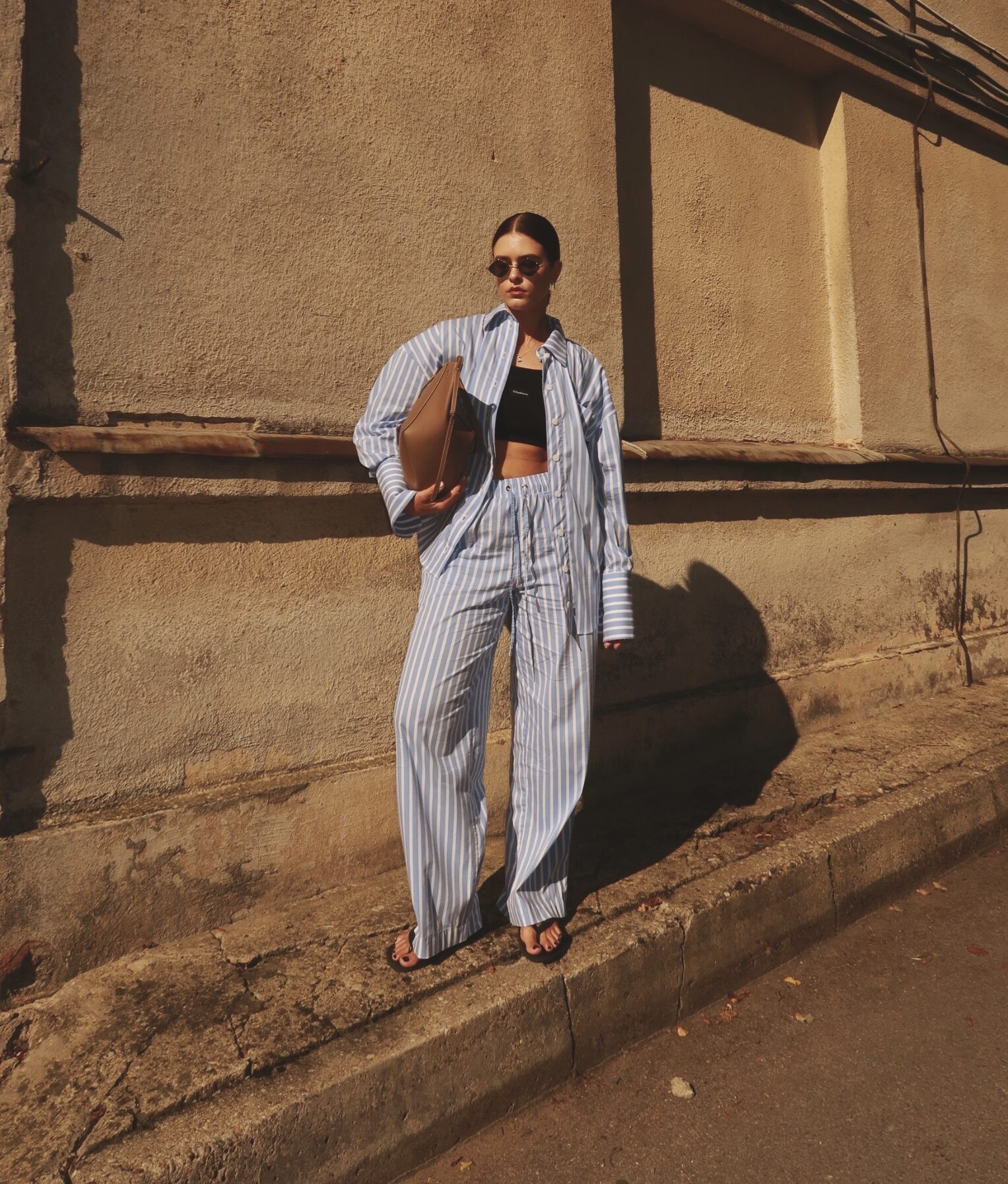 Žydros dryžuotos kelnės