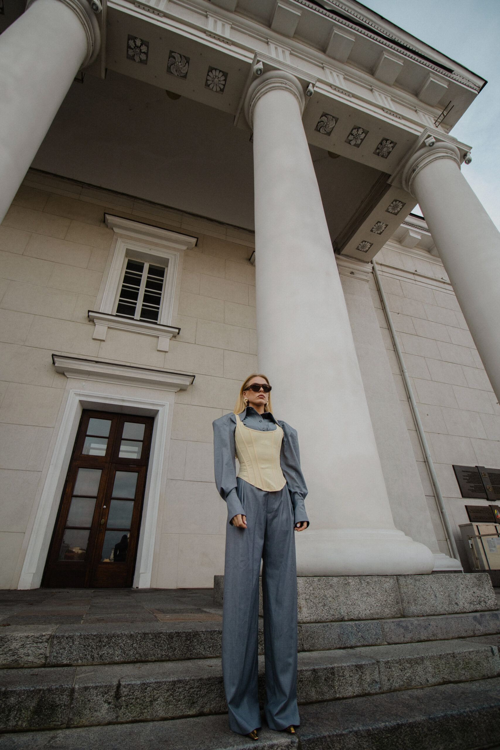 Pilkos klasikinės kelnės „MONUMENTAL“ - Image 17