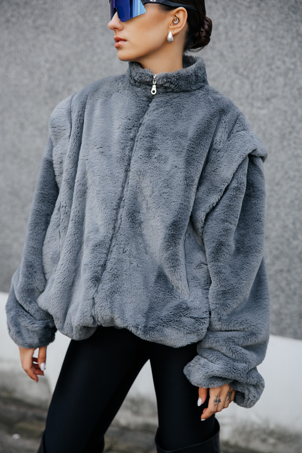 Pilkas kailinis švarkas „MUSE FAUX“ - Image 9