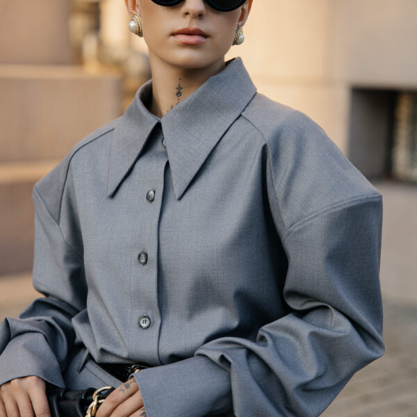 Pilki marškiniai „MONUMENTAL“