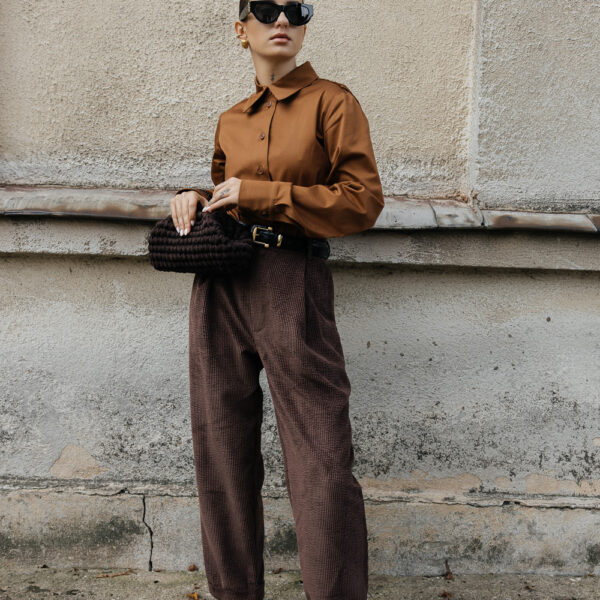 Rudos klasikinės velvetinės kelnės „VELVO“