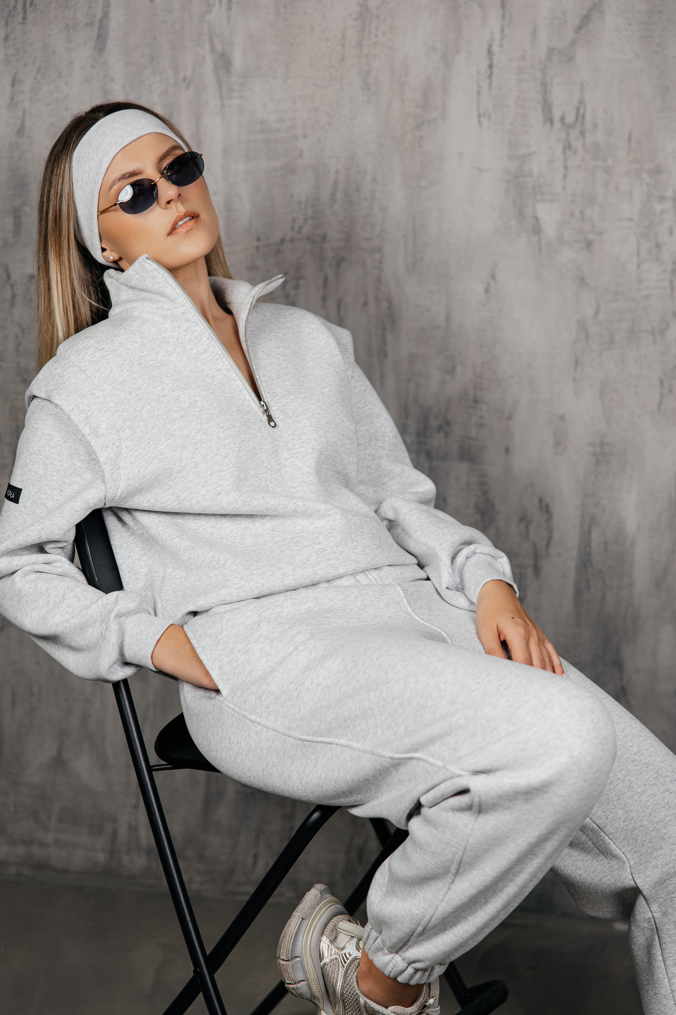 Šviesiai pilkos klasikinės laisvalaikio kelnės „MASS“ - Image 6