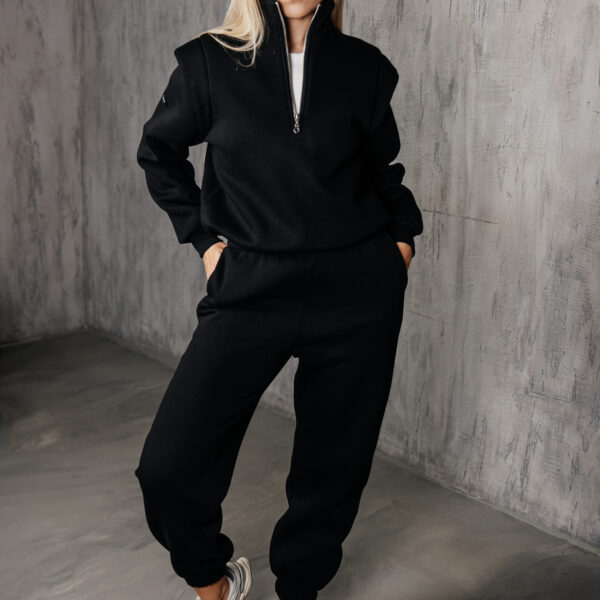 Juodos klasikinės laisvalaikio kelnės „MASS“