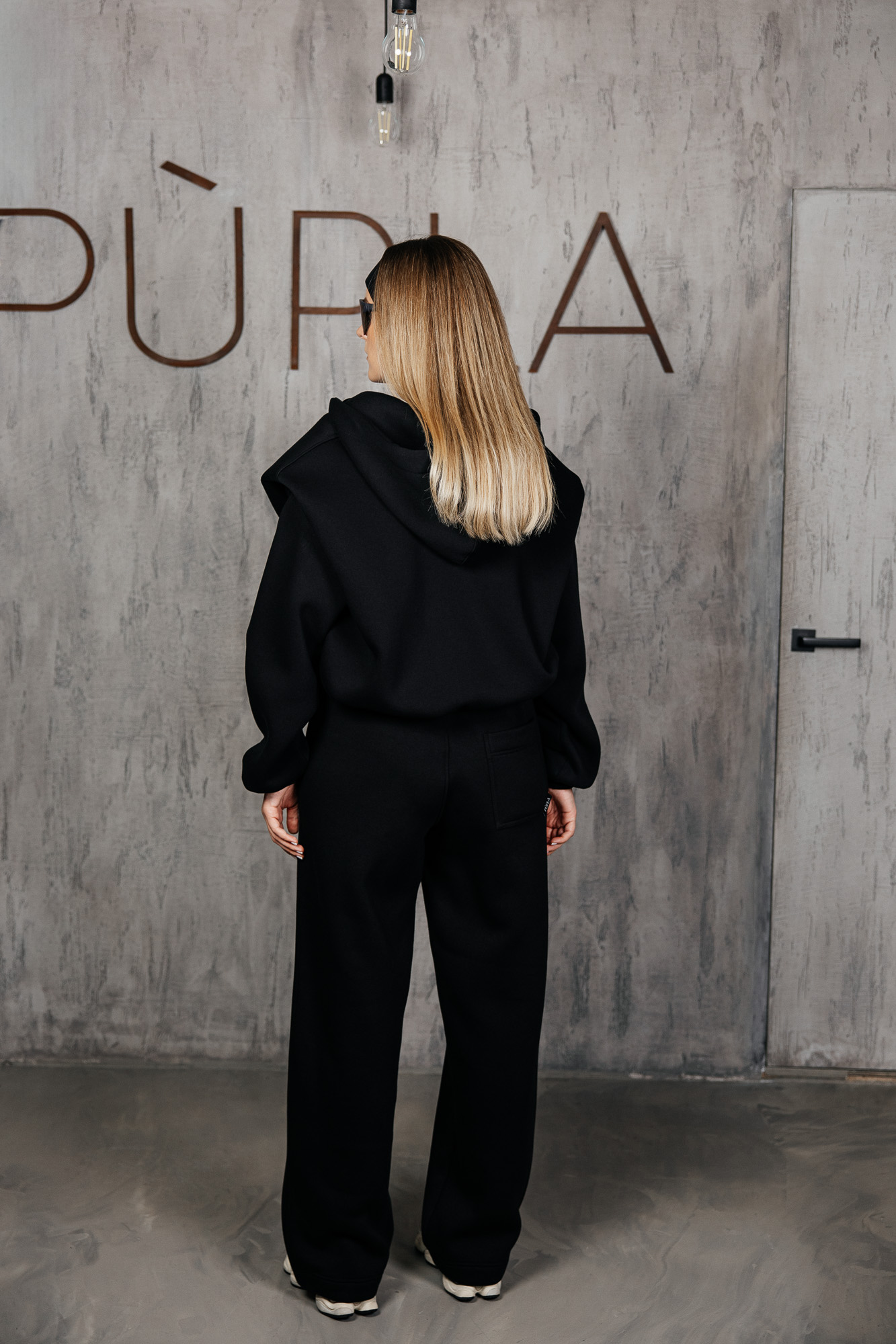 Juodos transformuojamos laisvalaikio kelnės „MASS“ - Image 3