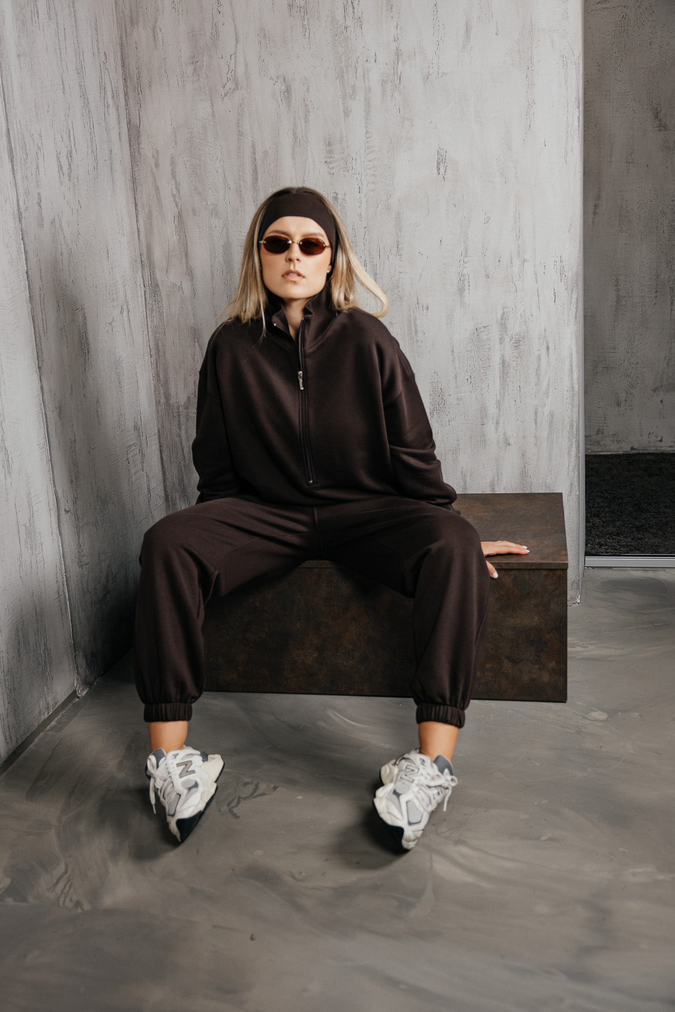 Tamsiai rudos klasikinės laisvalaikio kelnės „SHIFT“ - Image 8