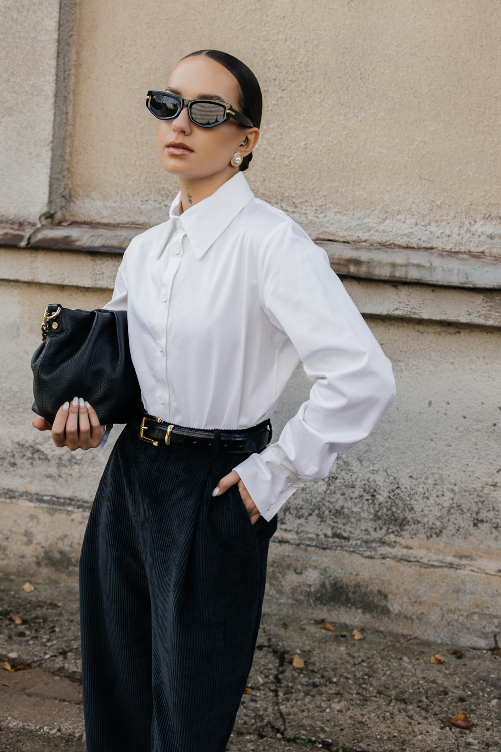 Juodos klasikinės velvetinės kelnės „VELVO“ - Image 7