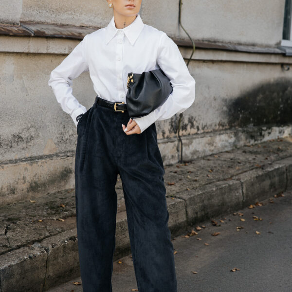 Juodos klasikinės velvetinės kelnės „VELVO“