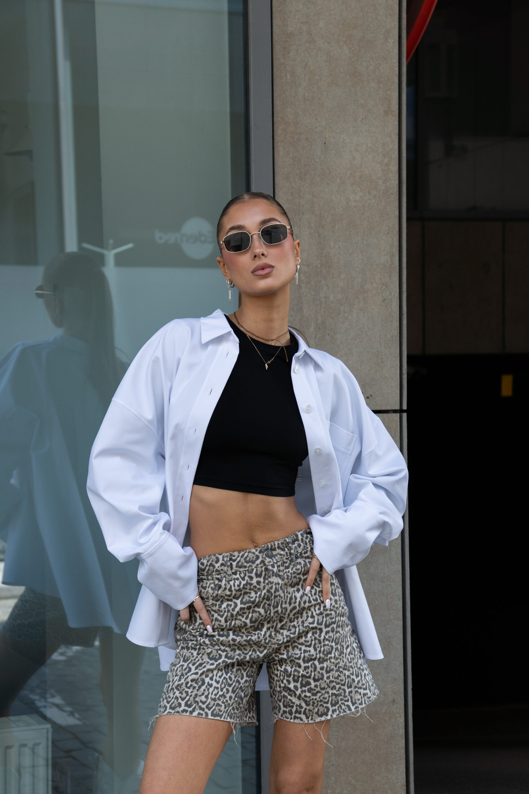 Balti marškiniai „BASE“ - Image 12