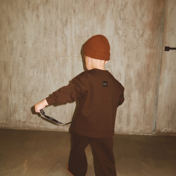 Tamsiai rudas džemperis „GROW SET“