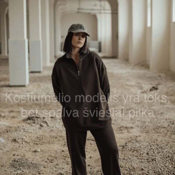 Šviesiai pilkas laisvalaikio kostiumėlis „SHIFT“