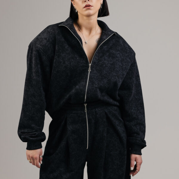 Margas džemperis „STATE“