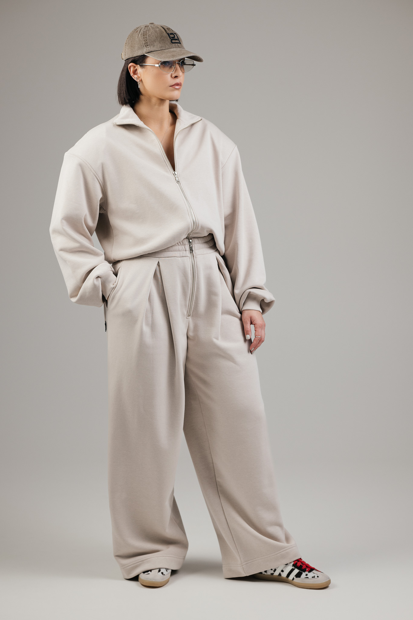 Kreminis džemperis „STATE“ - Image 4