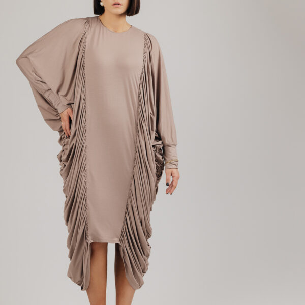 Kreminė suknelė „DRAPE“