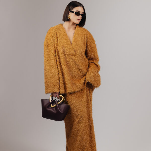 Oranžinis megztinio ir sijono kostiumėlis „SOLACE“