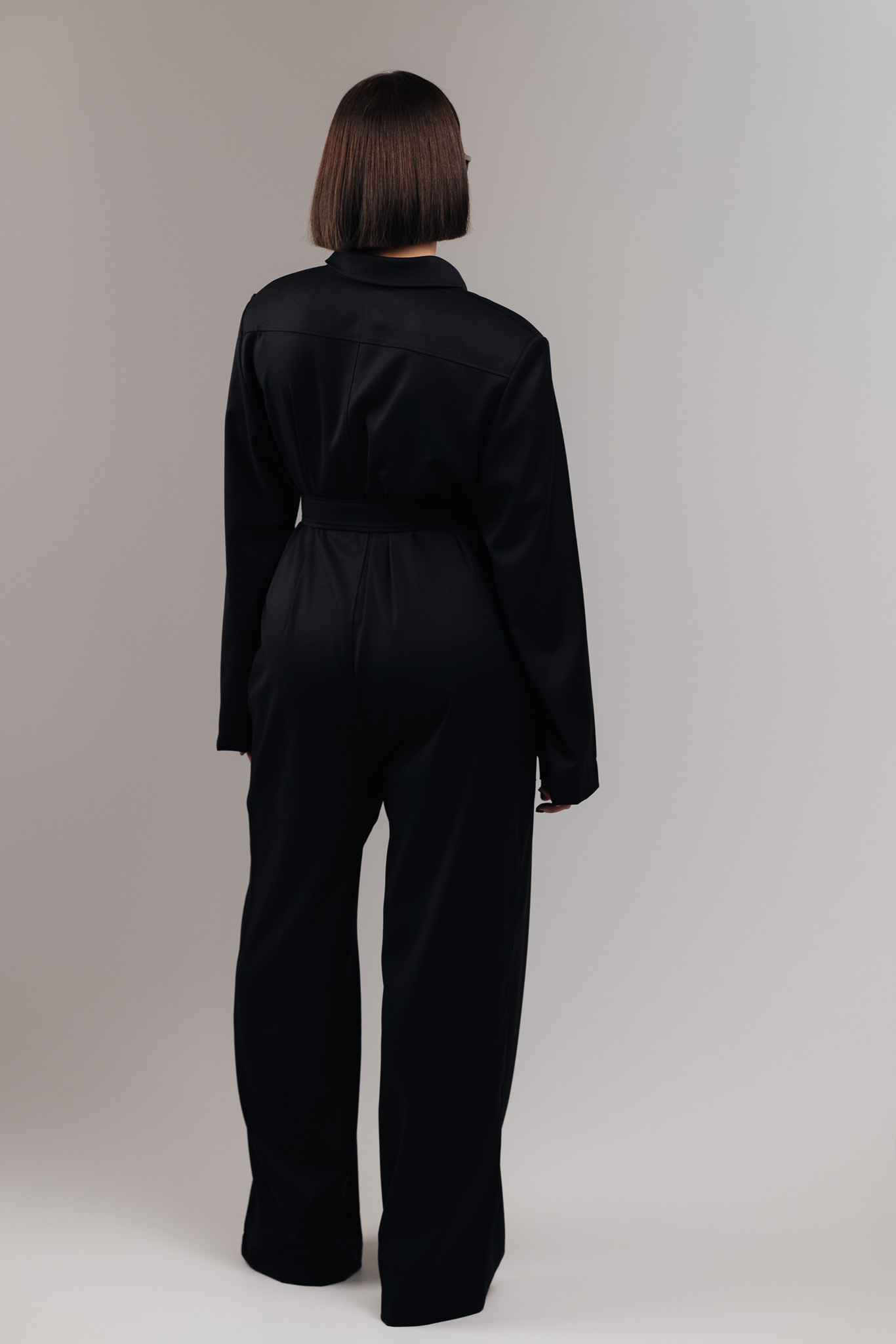 Juodas kombinezonas „MINIMAL“ - Image 7