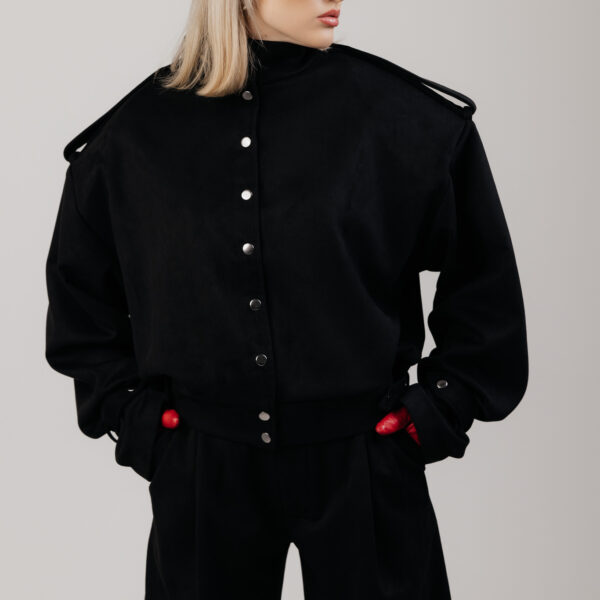 Juodas bomber švarkas „VANGUARD“