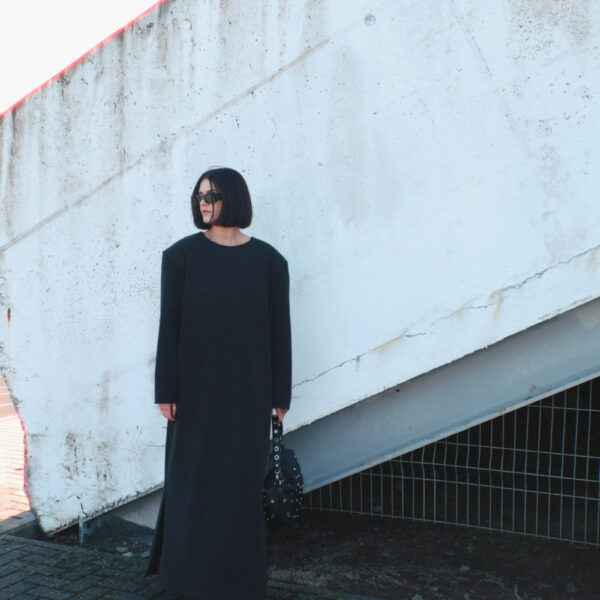 Juoda suknelė „COLUMN“