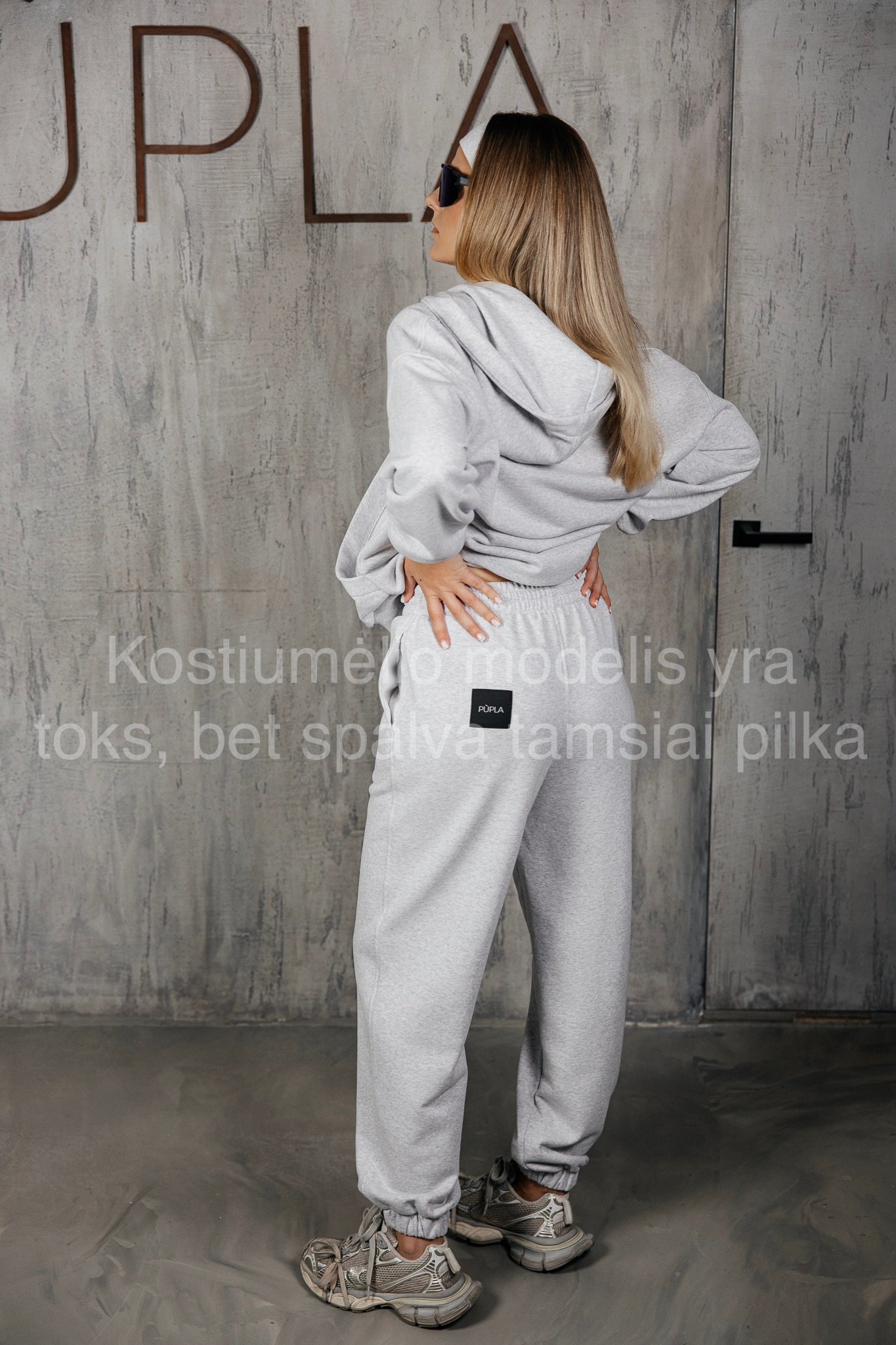 Pilkas laisvalaikio kostiumėlis „SHIFT“ - Image 3