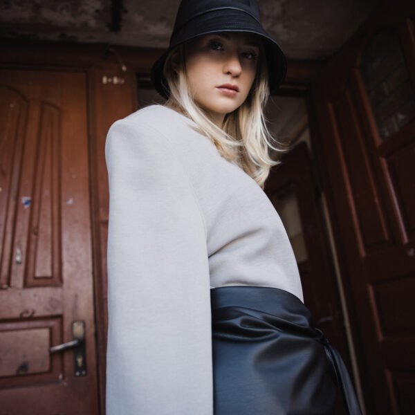 Juoda eko odos bucket kepurė „DOME“
